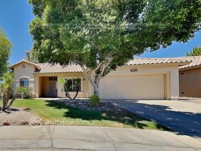 Building Photo - 11634 W Clover Way