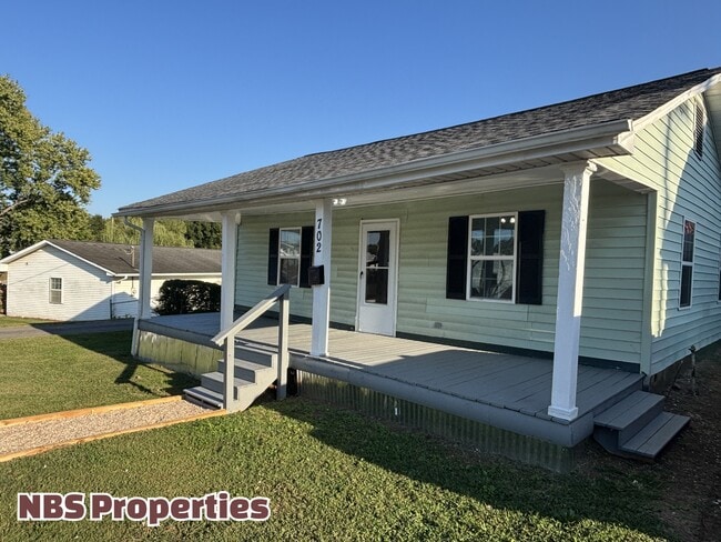 Foto del edificio - 702 Bon St