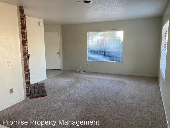 Building Photo - 3 br, 2 bath House - 274 Riverview Way
