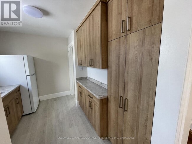 Building Photo - 565 Fitch St