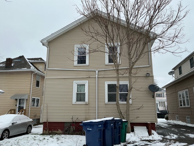 Building Photo - 117 Bloomfield Ave