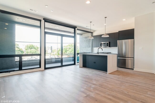 Foto del edificio - 1775 N Clybourn Ave