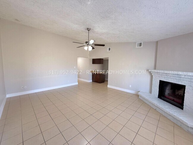 Foto del edificio - 522 Kenwood Ln