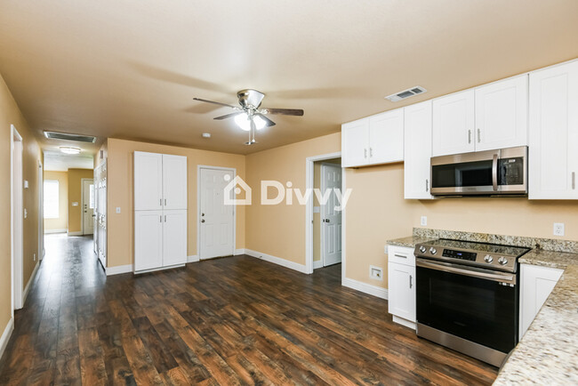 Building Photo - 8120 Albert St, White Settlement, TX 76108
