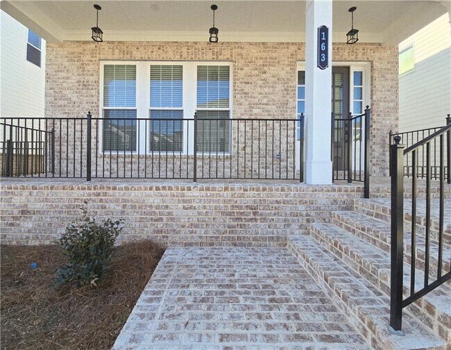 Foto del edificio - 163 Basil St