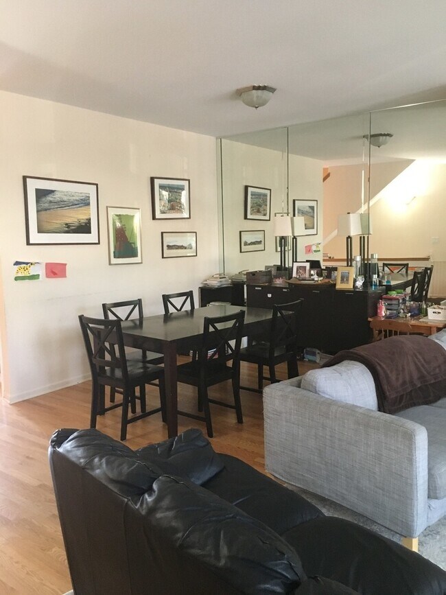 Foto del edificio - 1502 S Prairie Ave