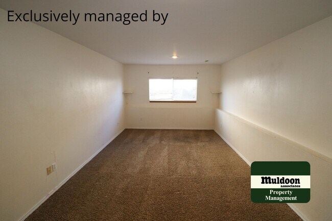 Building Photo - Bel819