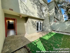 Foto del edificio - 3103 Eisenhauer Rd