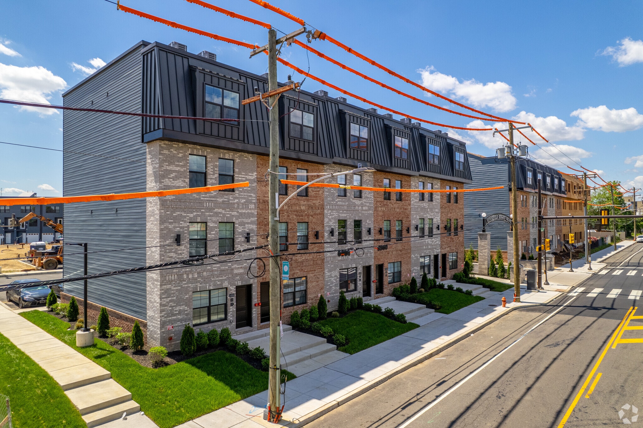 WYNNEFIELD HEIGHTS SQUARE