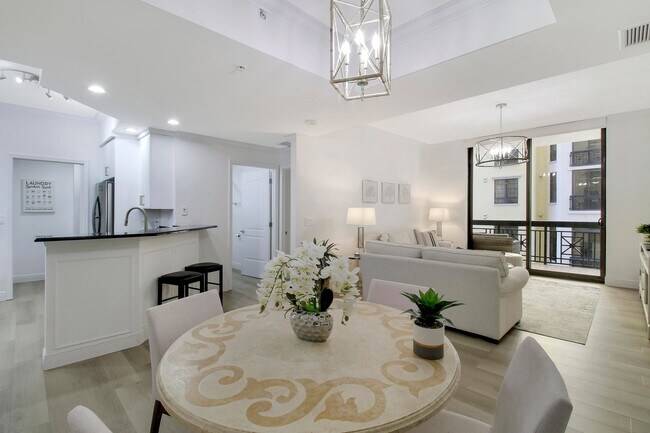 Foto del edificio - 801 S Olive Ave