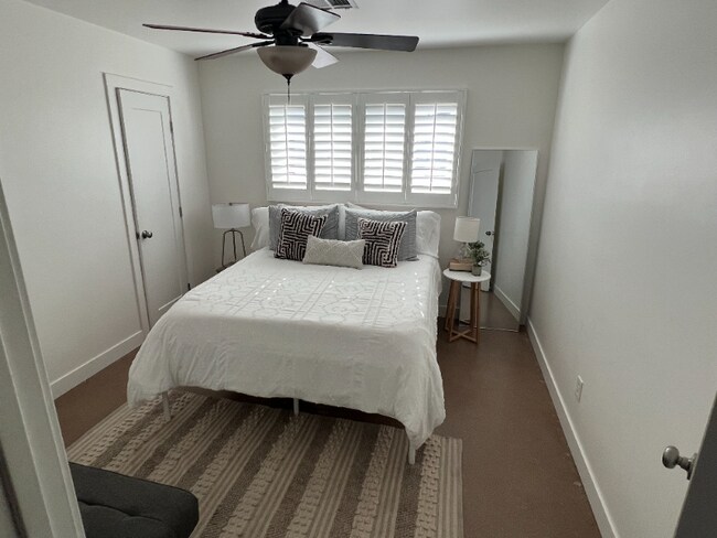 Foto del edificio - 6438 E Sheridan St