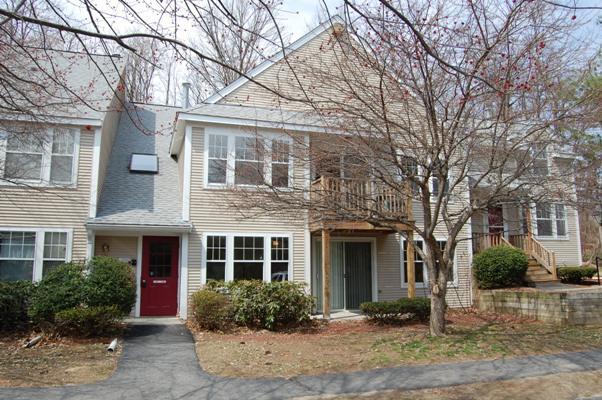 Building Photo - 3202 Halcyon Dr