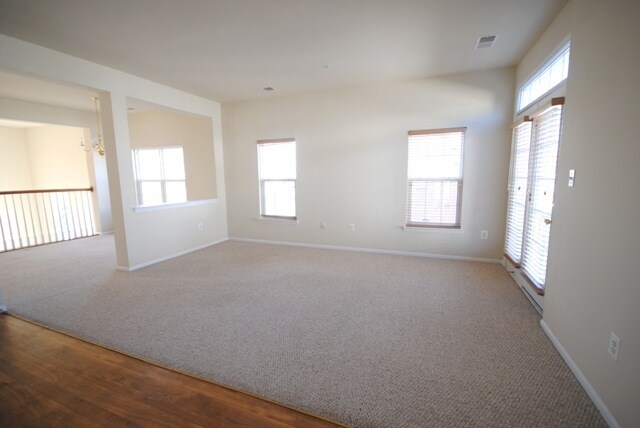 Building Photo - 9569 Walker Way