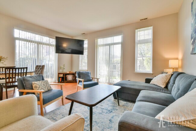 Foto del edificio - 802 W University Ln