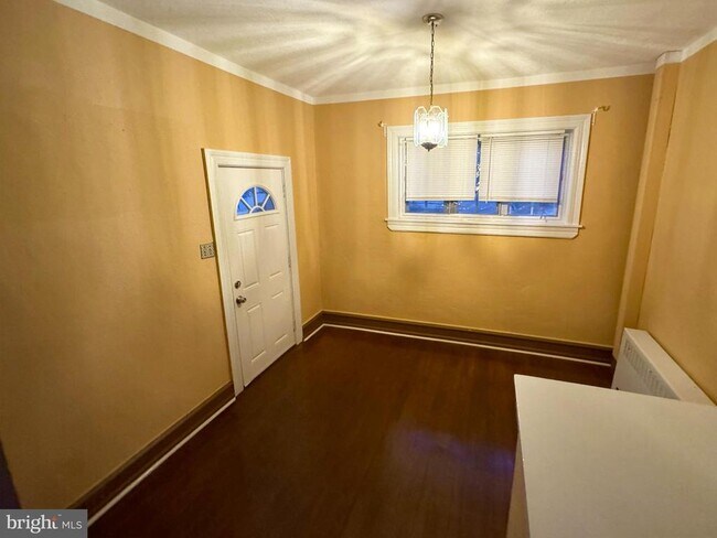Foto del edificio - 204 Leonard Dr