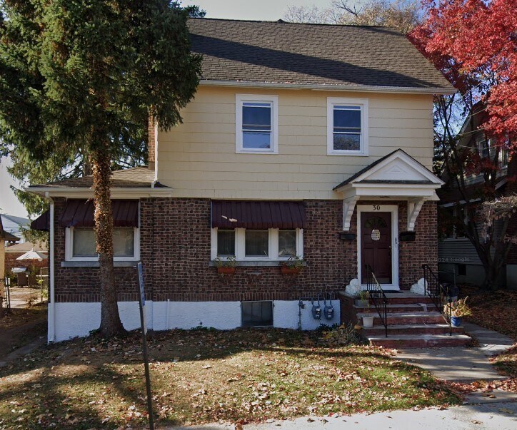 Exterior front - 30 Cliff St
