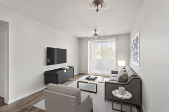 Building Photo - Nova North Valley