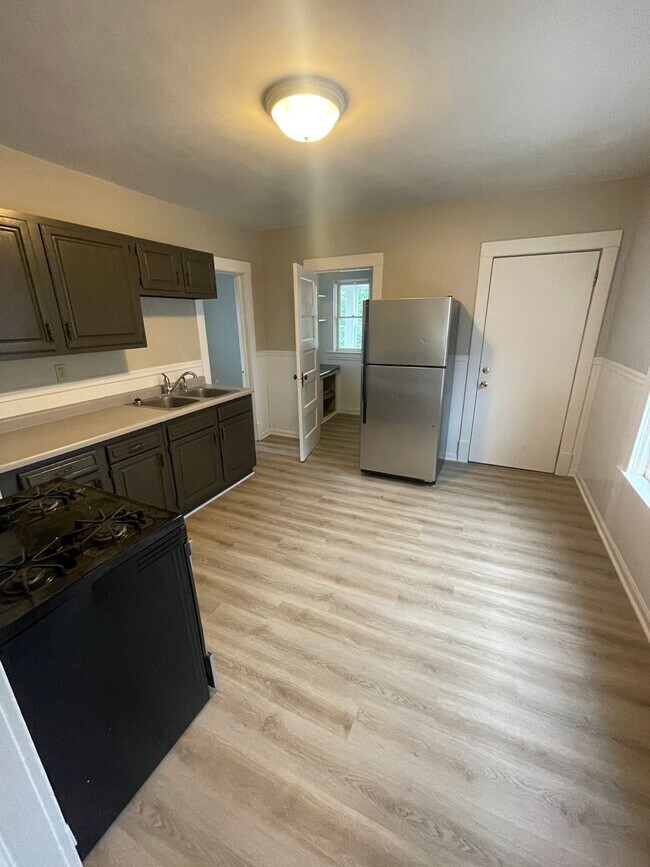 Foto del edificio - 521 N 21st Ave W