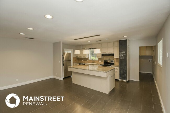 Foto del edificio - 1555 Shirl Ln