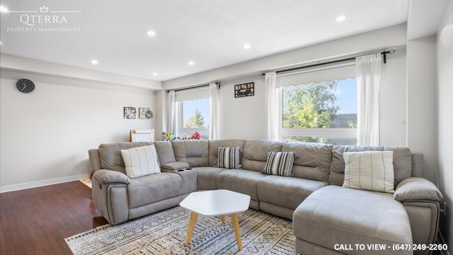 Building Photo - 72 Huxtable Ln