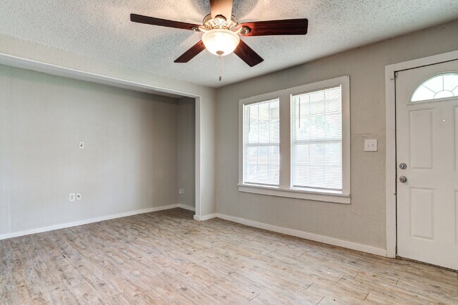 Foto del edificio - 3 Bedroom House in Heart of Lubbock
