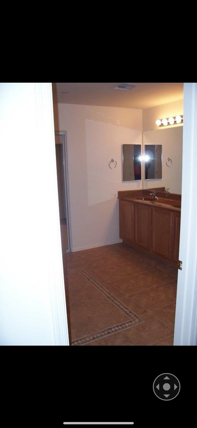 Building Photo - 14294 S Via Del Moro