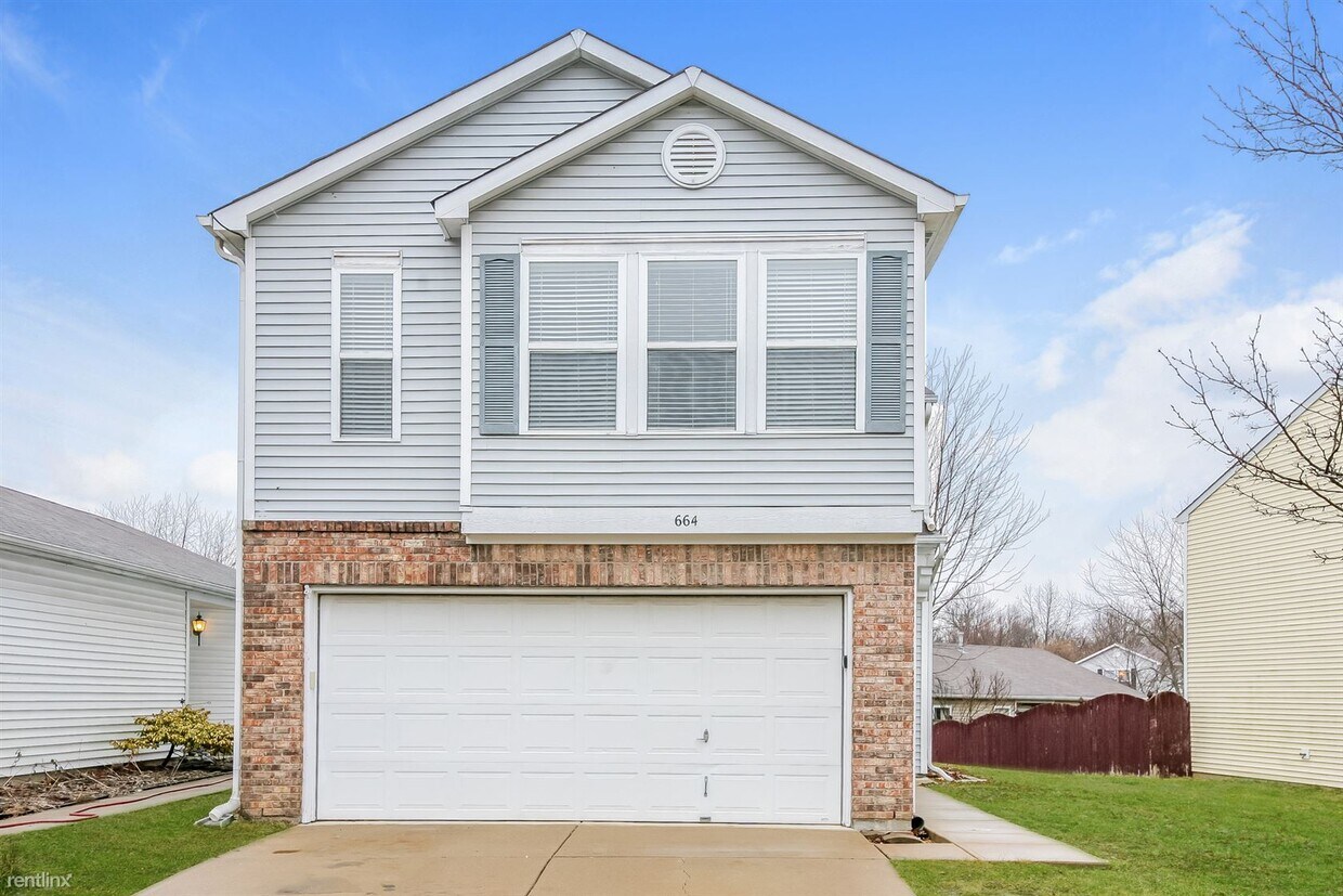 3 br, 2.5 bath House 664 Florence Dr House for Rent in Greenfield, IN