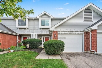 Building Photo - 5290 Bay Pointe Dr