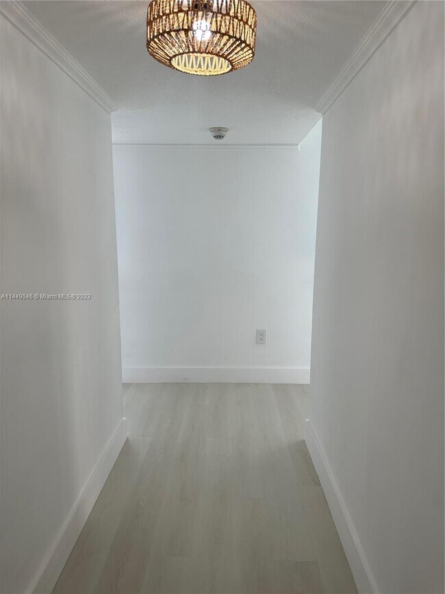 Foto del edificio - 550 Ocean Dr