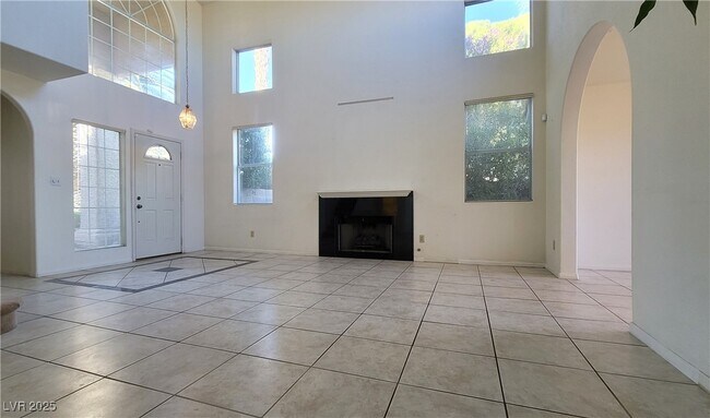 Foto del edificio - 2632 Ironside Dr