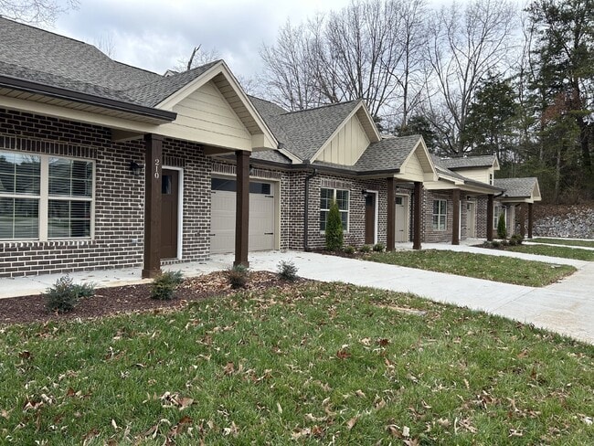 Building Photo - 1 BEDROOM 1 BATH APARTMENT WITH GARAGE FOR RENT AT CYPRESS RIDGE