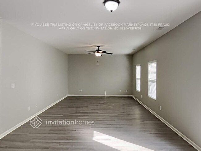 Foto del edificio - 33 Ponders Rd