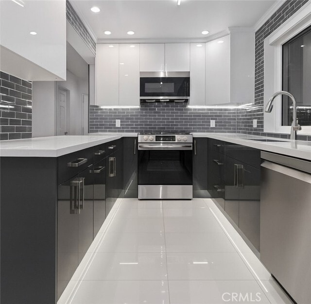 Foto del edificio - 3381 Oakmont View Dr