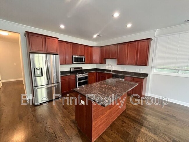 Foto del edificio - 624 E 43rd St