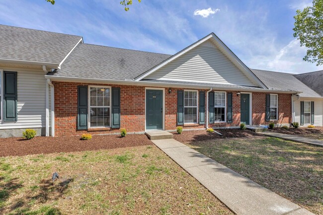 Building Photo - Newly Renovated Fairview Condo