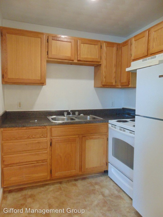 Foto del edificio - 504 Ashlawn Dr