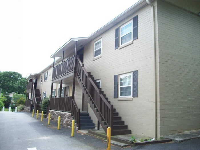 Primary Photo - 1009 Washington St SW