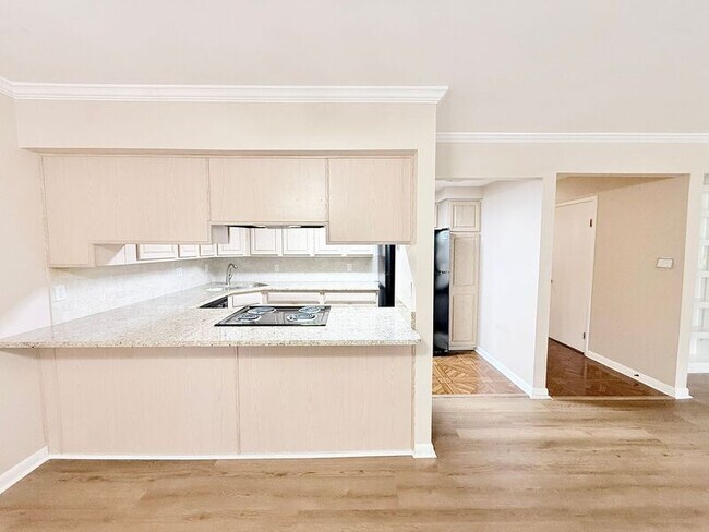 Foto del edificio - 6069 Hilburn Rd