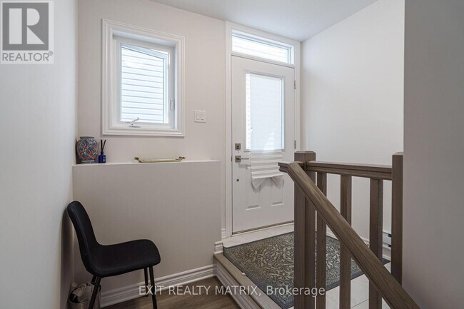 Building Photo - 161 Massalia Cres