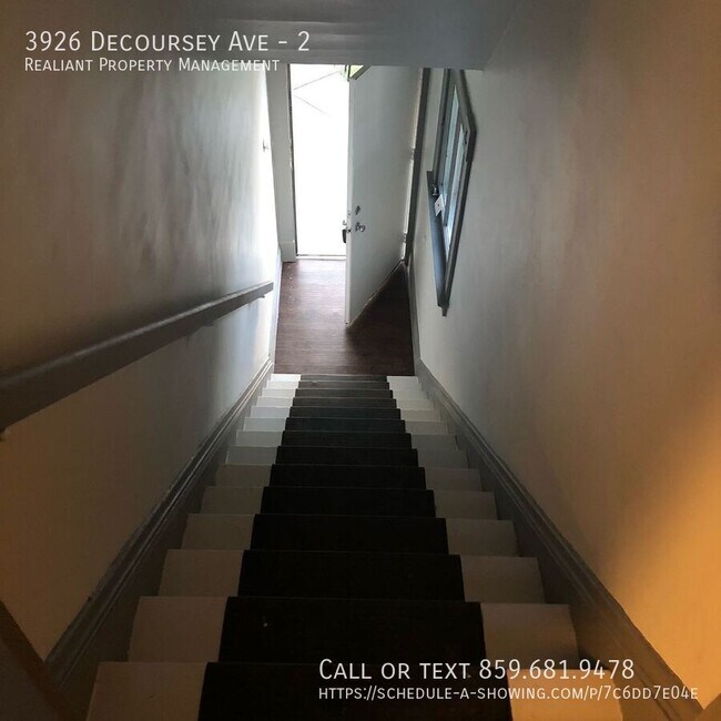 Foto del edificio - 3926 Decoursey Ave