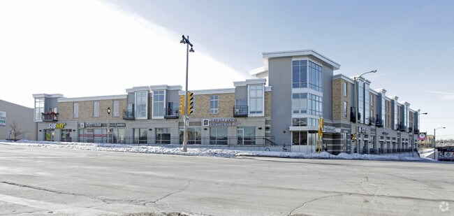 Primary Photo - Bay View Commons