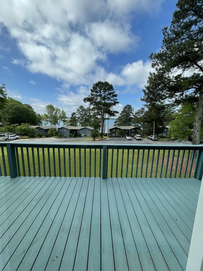 Building Photo - 20D Hartwell Villas