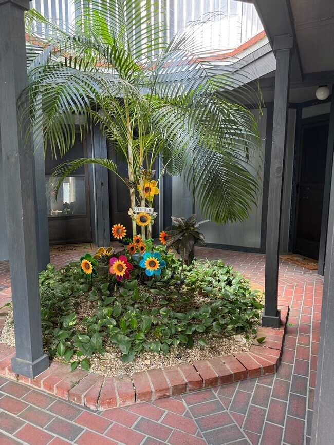 Foto del edificio - Experience comfort & leisure in this charming condo nestled within Orlando's best-kept secret, Ve...