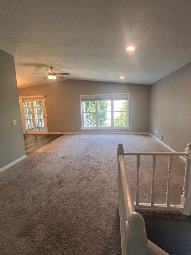 Building Photo - 3840 Wakonda Dr