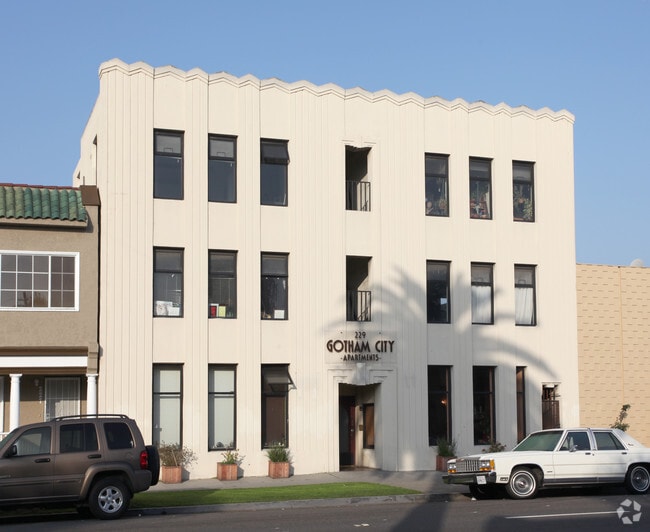 Gotham City Lofts Apartments Long Beach, CA