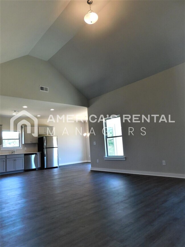 Building Photo - Home for Rent in Jasper, AL!!! COMING SOON!
