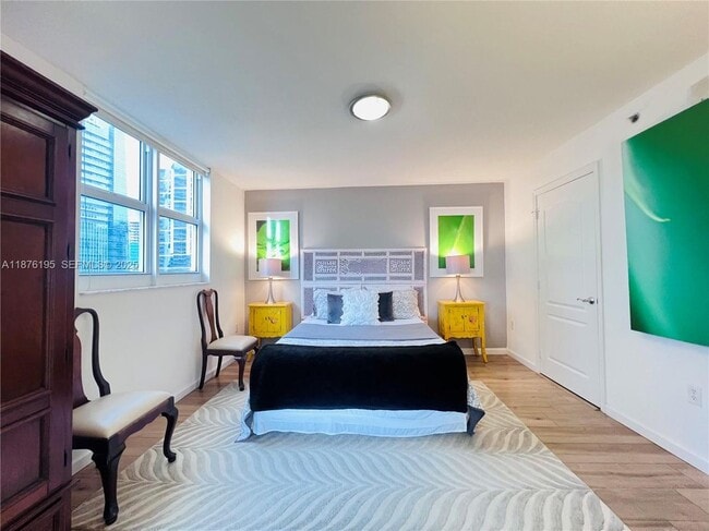 Foto del edificio - 1200 Brickell Bay Dr