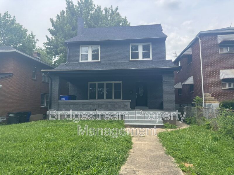 Foto principal - 611 Rockford Ave