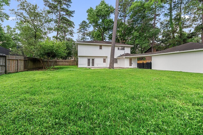 Foto del edificio - 2019 Thousand Pines Dr
