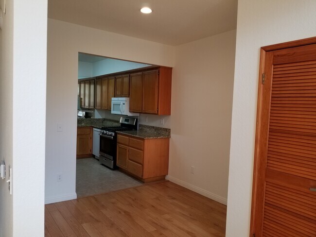 Foto del edificio - 11829 Gateway Blvd